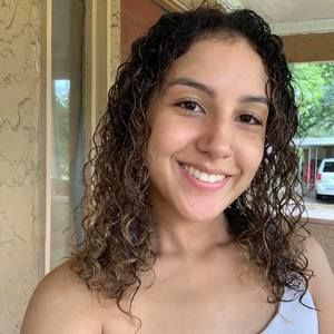 Meet your Posher, Cassandra